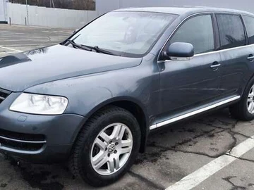 Авто Volkswagen Touareg 2003 № 8342561
