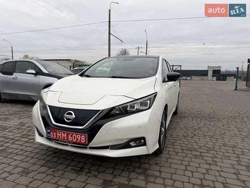 Авто Nissan Leaf 2018 № 8342625