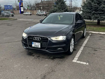 Авто Audi A4 2015 № 8342631
