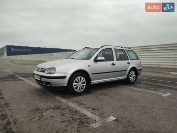 Авто Volkswagen Golf 2000 № 8342754