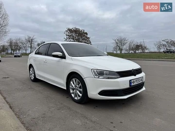Авто Volkswagen Jetta 2013 № 8342812