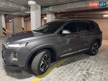 Авто Hyundai Santa Fe 2019 № 8343263
