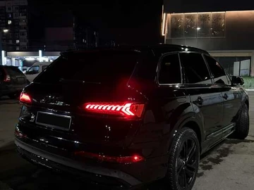 Авто Audi Q7 2019 № 8343285