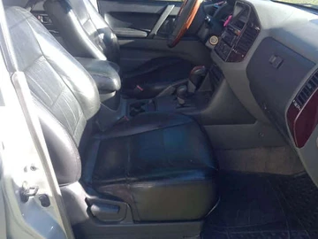 Авто Mitsubishi Pajero 2001 № 8343396