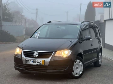 Авто Volkswagen Touran 2007 № 8343398