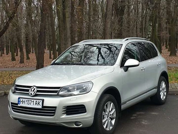 Авто Volkswagen Touareg 2012 № 8343593