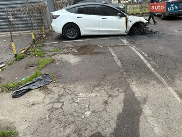 Авто Tesla Model 3 2020 № 8343993