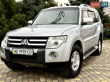 Авто Mitsubishi Pajero Wagon 2008 № 8344005