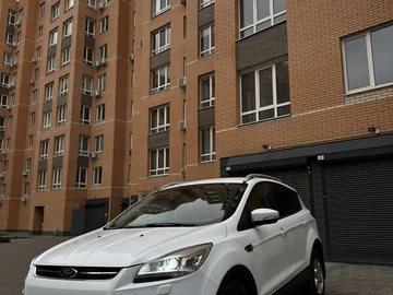 Авто Ford Kuga 2015 № 8344015