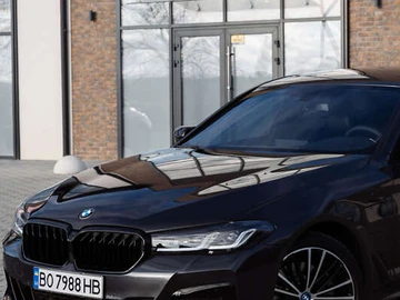 Авто BMW 5 Series 2018 № 8344238