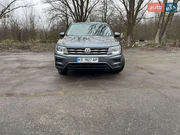 Авто Volkswagen Tiguan 2018 № 8344690