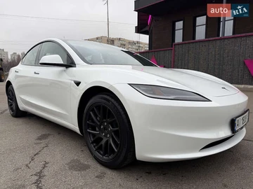 Авто Tesla Model 3 2024 № 8344735