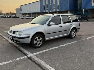 Авто Volkswagen Golf 2003 № 8344904