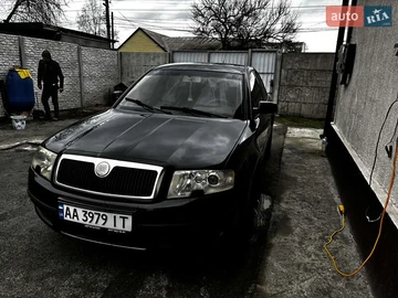 Авто Skoda Superb 2006 № 8344928