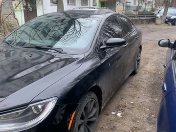 Авто Chrysler 200 2015 № 8344957