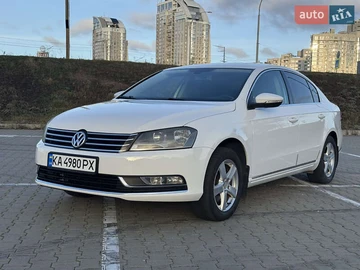 Авто Volkswagen Passat 2011 № 8345090
