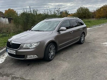 Авто Skoda Superb 2010 № 8345164