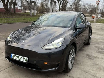 Авто Tesla Model Y 2024 № 8345333
