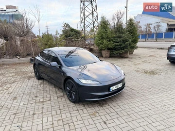 Авто Tesla Model 3 2024 № 8345380