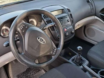 Авто KIA Ceed 2007 № 8345422