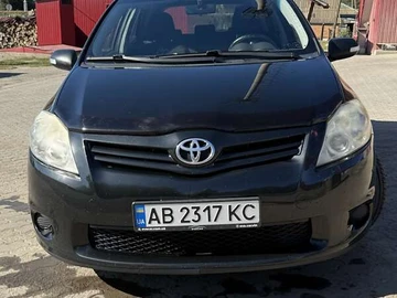 Авто Toyota Auris 2010 № 8345437