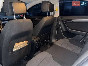 Авто Volkswagen Passat 2013 № 8345442