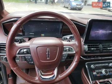 Авто Lincoln Navigator 2019 № 8345457