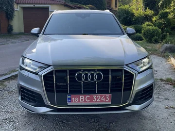 Авто Audi Q7 2021 № 8345521