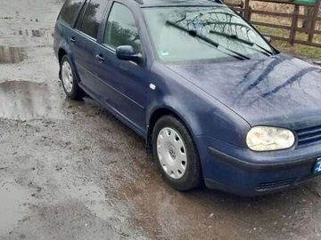 Авто Volkswagen Golf 1999 № 8345539