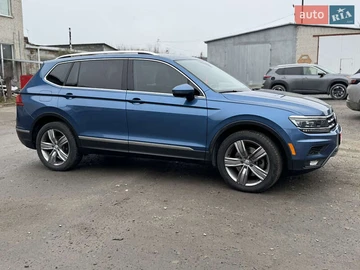 Авто Volkswagen Tiguan 2017 № 8345651