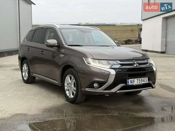 Авто Mitsubishi Outlander 2015 № 8345770