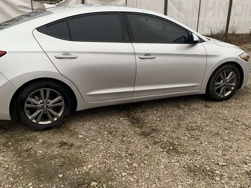 Авто Hyundai Elantra 2017 № 8346153