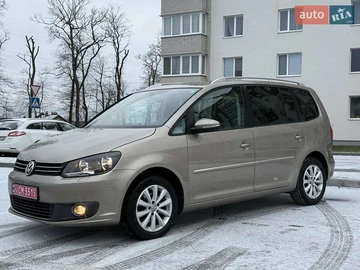 Авто Volkswagen Touran 2011 № 8346154