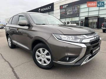 Авто Mitsubishi Outlander 2021 № 8346198
