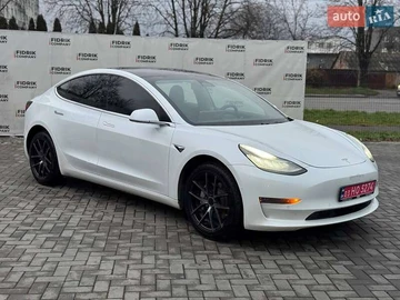 Авто Tesla Model 3 2020 № 8346461