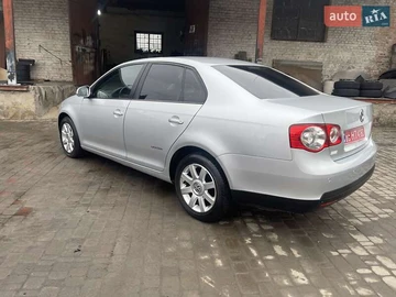 Авто Volkswagen Jetta 2008 № 8346728