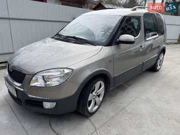 Авто Skoda Roomster Scout 2009 № 8346735