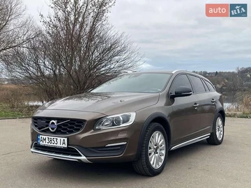 Авто Volvo V60 Cross Country 2016 № 8347005