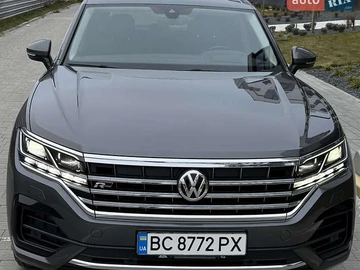 Авто Volkswagen Touareg 2019 № 8347204
