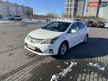 Авто Toyota Avensis 2012 № 8347554