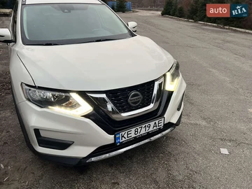 Авто Nissan Rogue 2018 № 8347667