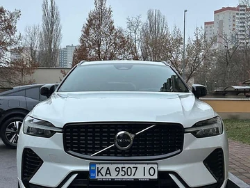 Авто Volvo Xc60 2022 № 8347849
