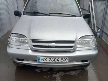 Авто Chevrolet Niva 2005 № 8347868