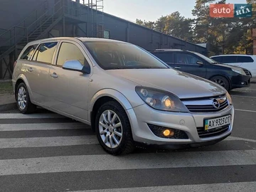 Авто Opel Astra 2012 № 8348003