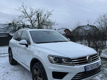 Авто Volkswagen Touareg 2015 № 8348318