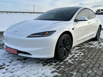 Авто Tesla Model 3 2024 № 8348321