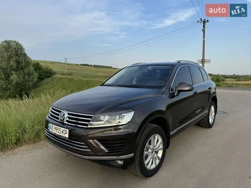 Авто Volkswagen Touareg 2015 № 8348342