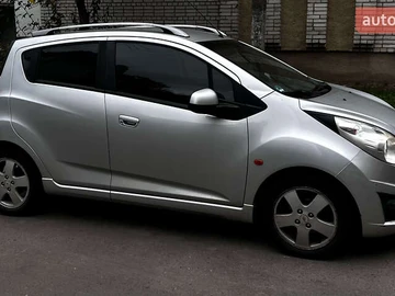 Авто Chevrolet Spark 2011 № 8348809