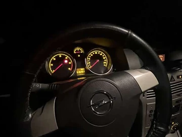 Авто Opel Astra 2007 № 8348877