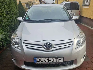 Авто Toyota Auris 2011 № 8349032